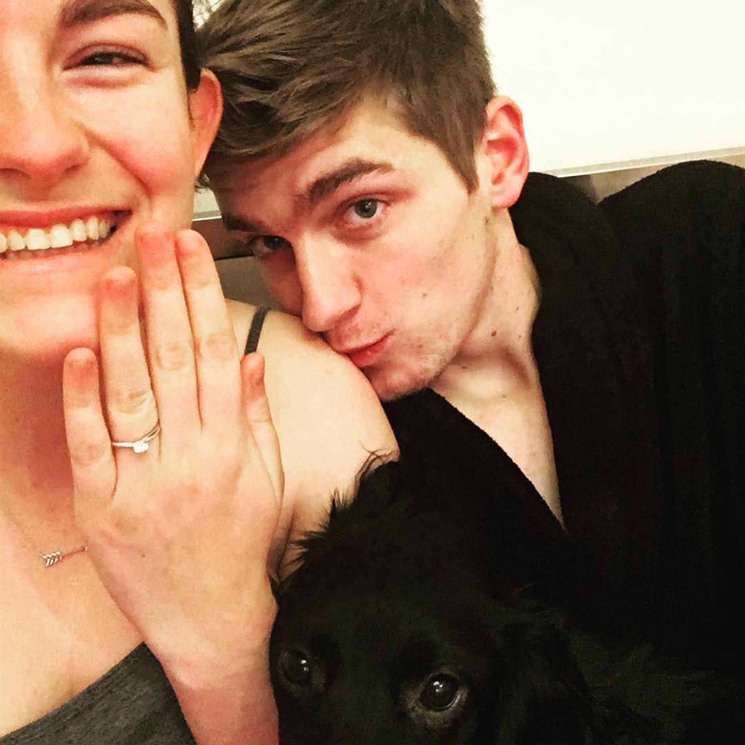 So... this just happened 😁 Luckiest and happiest girl in the world! Boy did soooooo good ☺️😍💍🐶 #engaged #happy #fiancé #lovehim | Photo: Instagram