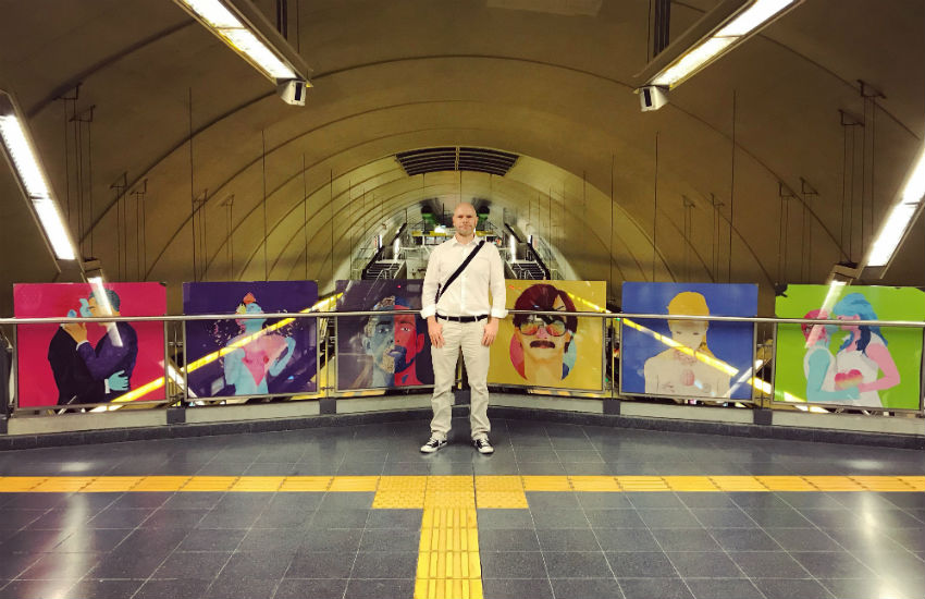 David Hudson at Santa Fe – Carlos Jaúregui subway station in Buenos Aires 