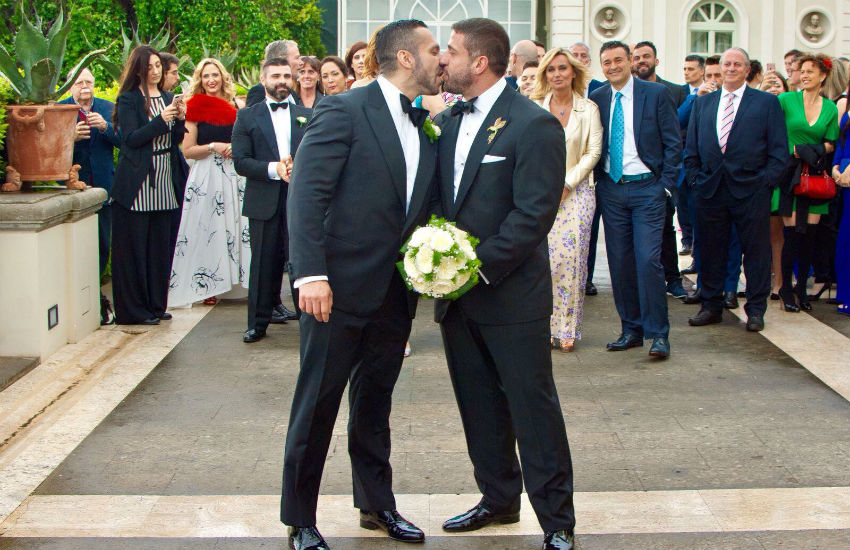 Gay porn stars tie the knot