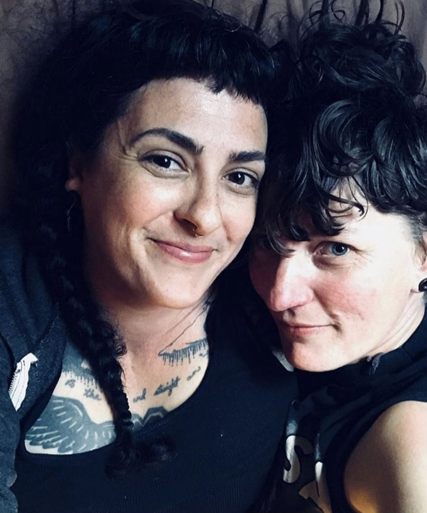 Two women who met via the lesbian dating site @_personals_