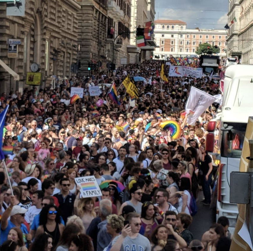 Thousands attend Rome Pride